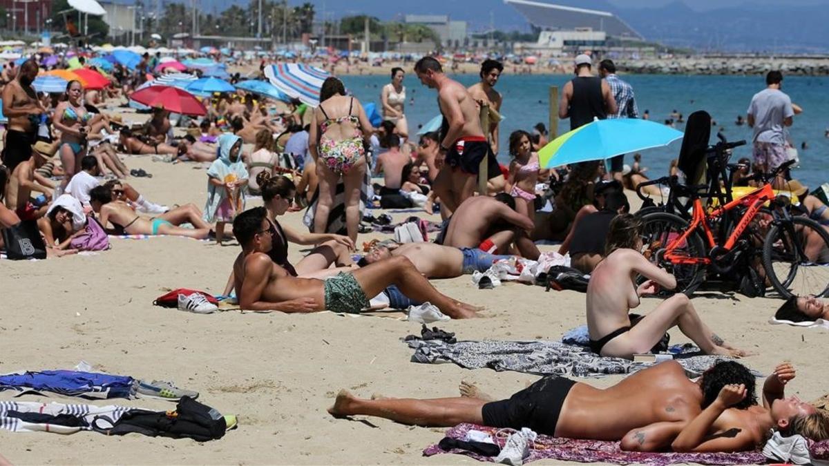 La playa del Bogatell este miércoles por la mañana.