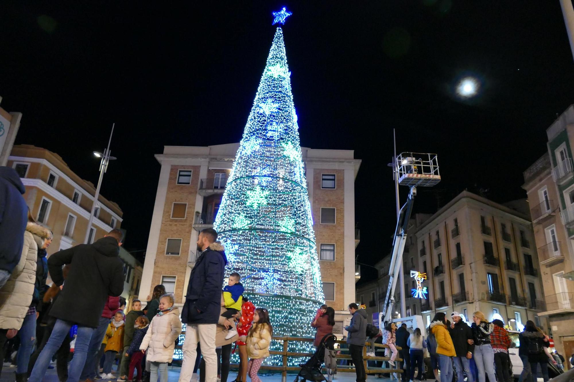 Figueres encén els llums de Nadal