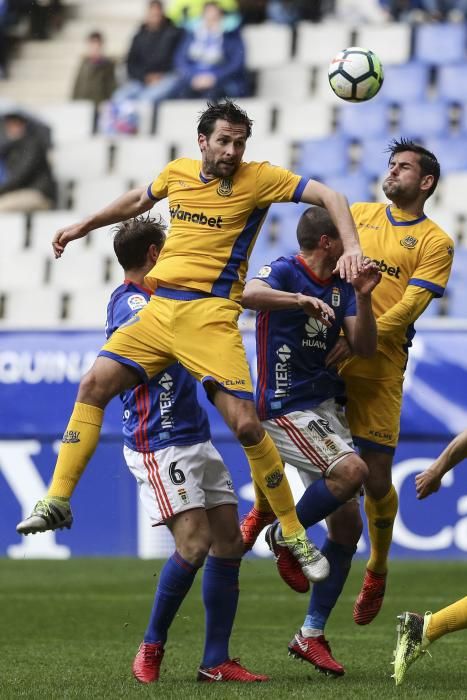 El partido entre el Oviedo y el Alcorcón, en imágenes