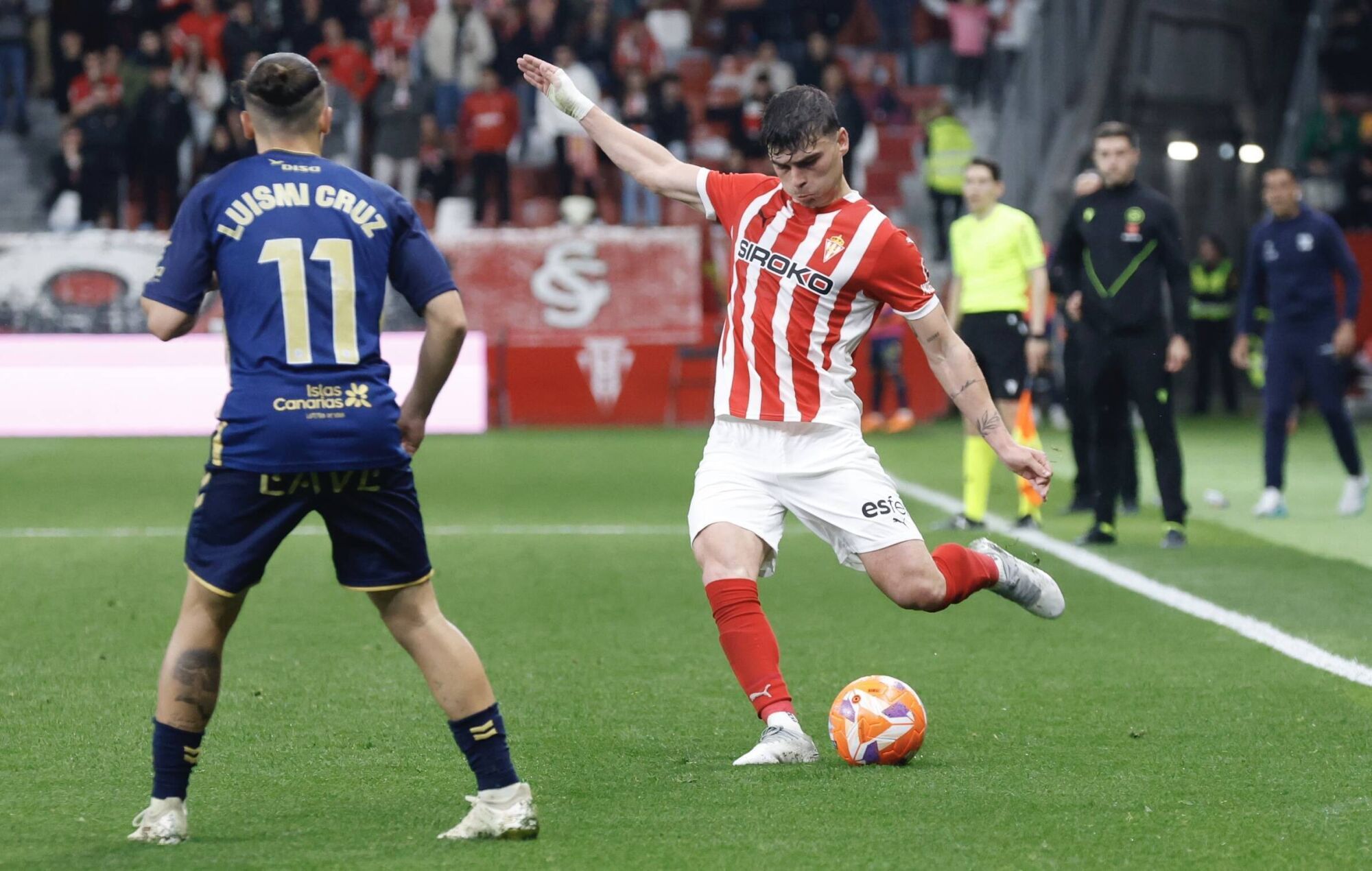 EN IMÁGENES: El Sporting - Tenerife disputado en El Molinón