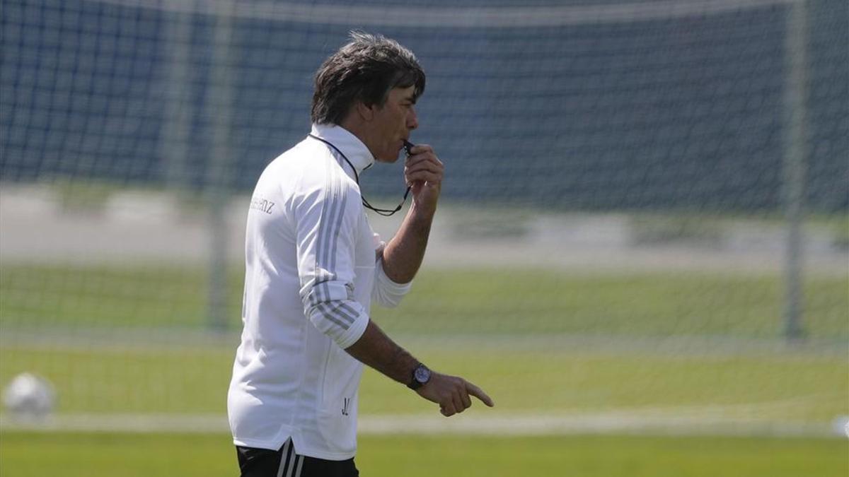 Joachim Löw defiende a sus jugadores tras los ataques recibidos