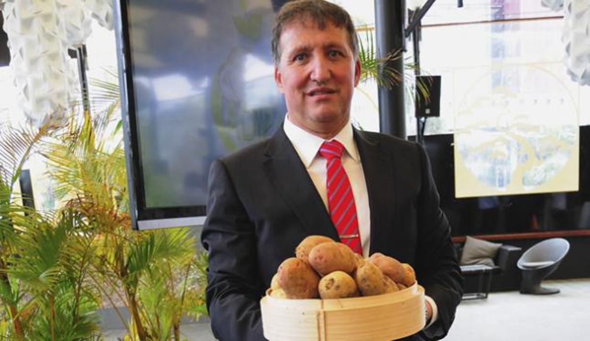 Juan Luis Pulido, ayer, durante la presentación de Adipa. | sabrina ceballos