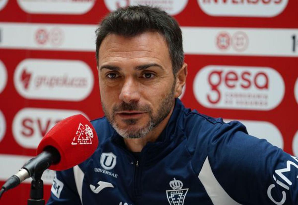 FC Cartagena y Real Murcia reviven el derbi con las espadas en alto