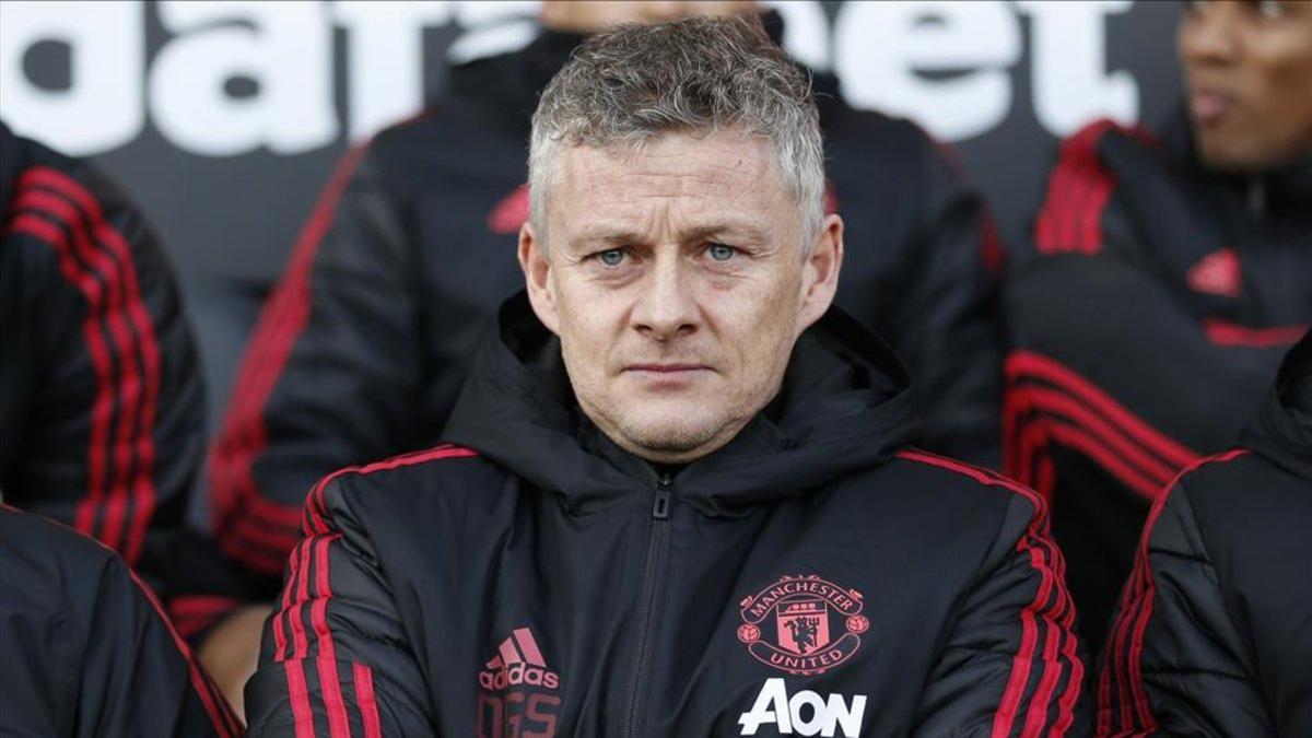 Solskjaer concentrado en un partido