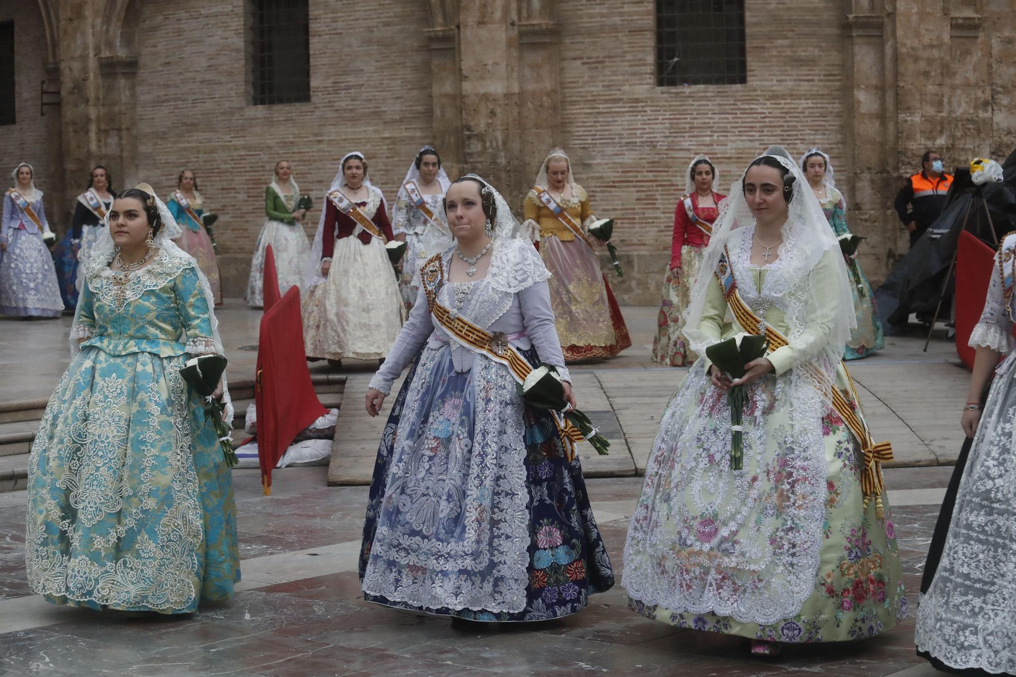 Búscate en el segundo día de ofrenda por la calle de la Paz (entre las 17:00 a las 18:00 horas)