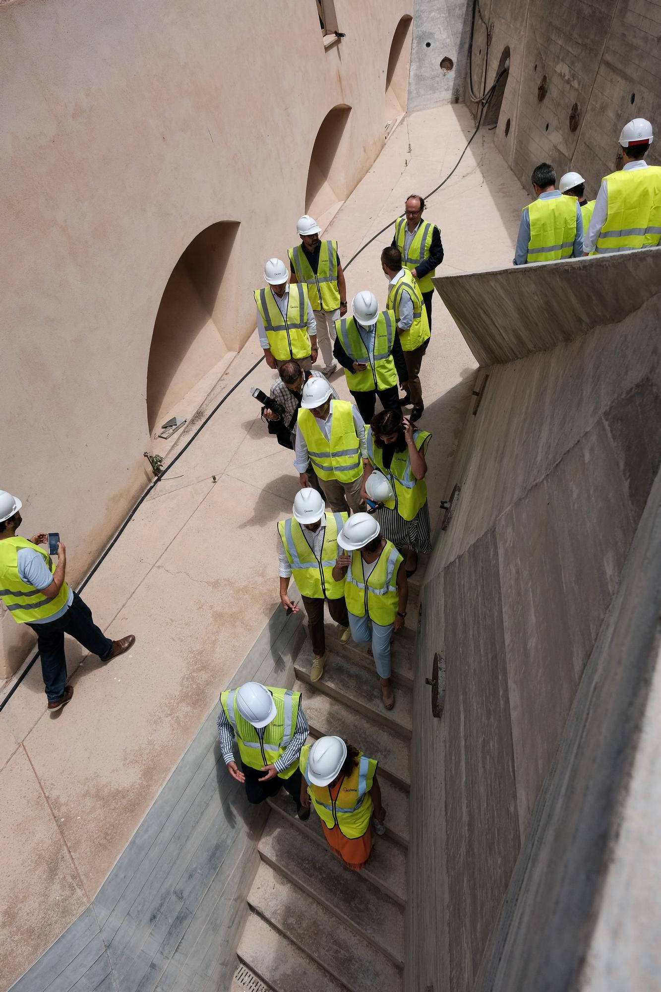 Así ha sido la visita de la ministra Reyes Maroto a las obras del Parador de Ibiza.