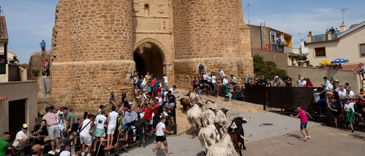 GALERÍA | Primer encierro mixto en la historia de Villalpando