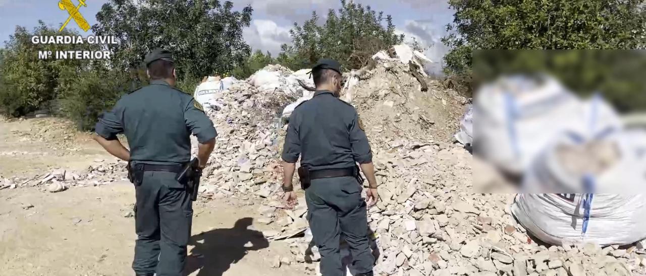 La Guardia Civil inspecciona siete fincas rústicas de Mallorca por vertidos ilegales de residuos de obras