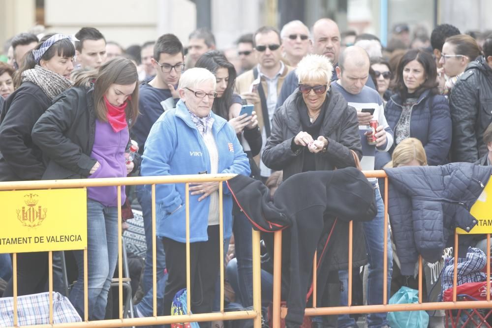 Búscate en la mascletà del 18 de marzo