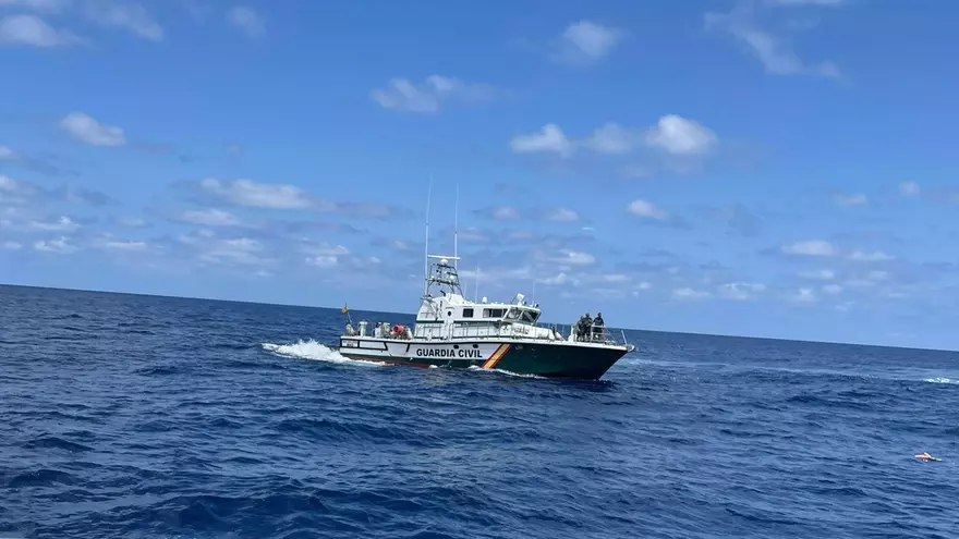 Hallan un cadáver en alta mar entre Palma e Ibiza