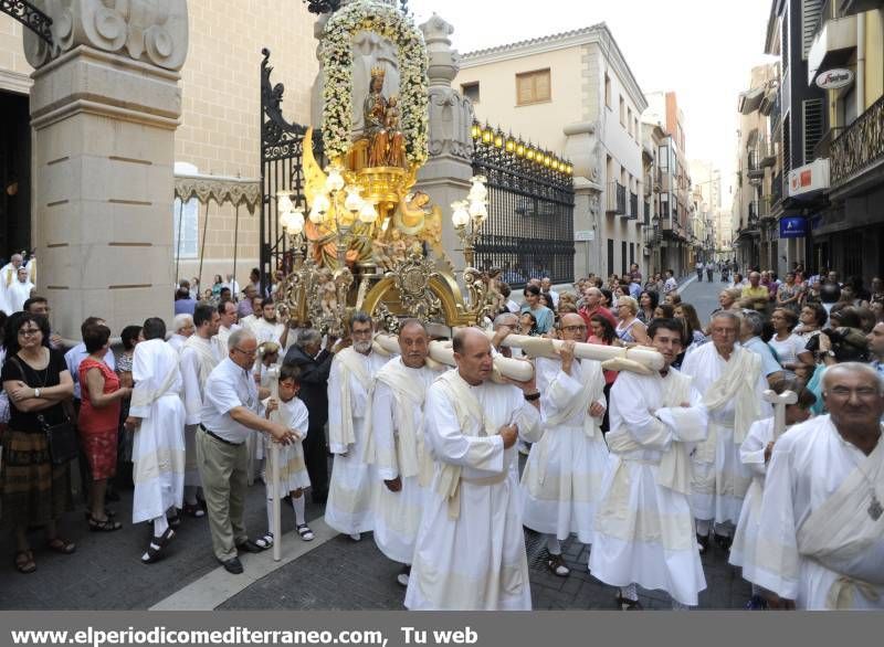 Vila-real se vuelca en la procesión de la Mare de Déu de Gràcia