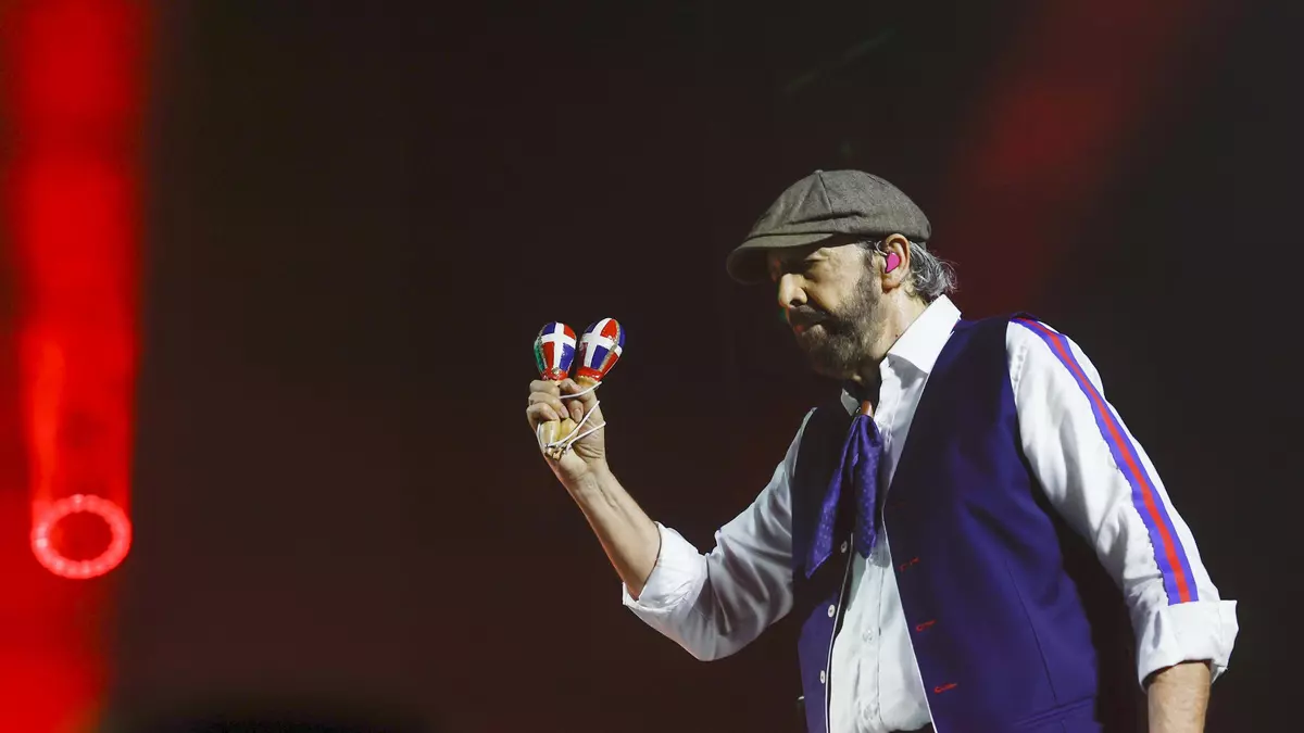 Bendito Juan Luis Guerra: una misa tropical con 17.000 fieles para curar las penas de Madrid