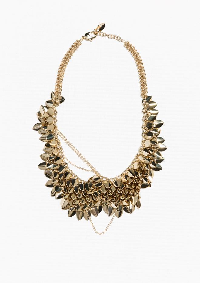 Cena de empresa: Tommy Hilfiger: collar de &Other Stories, 85 €
