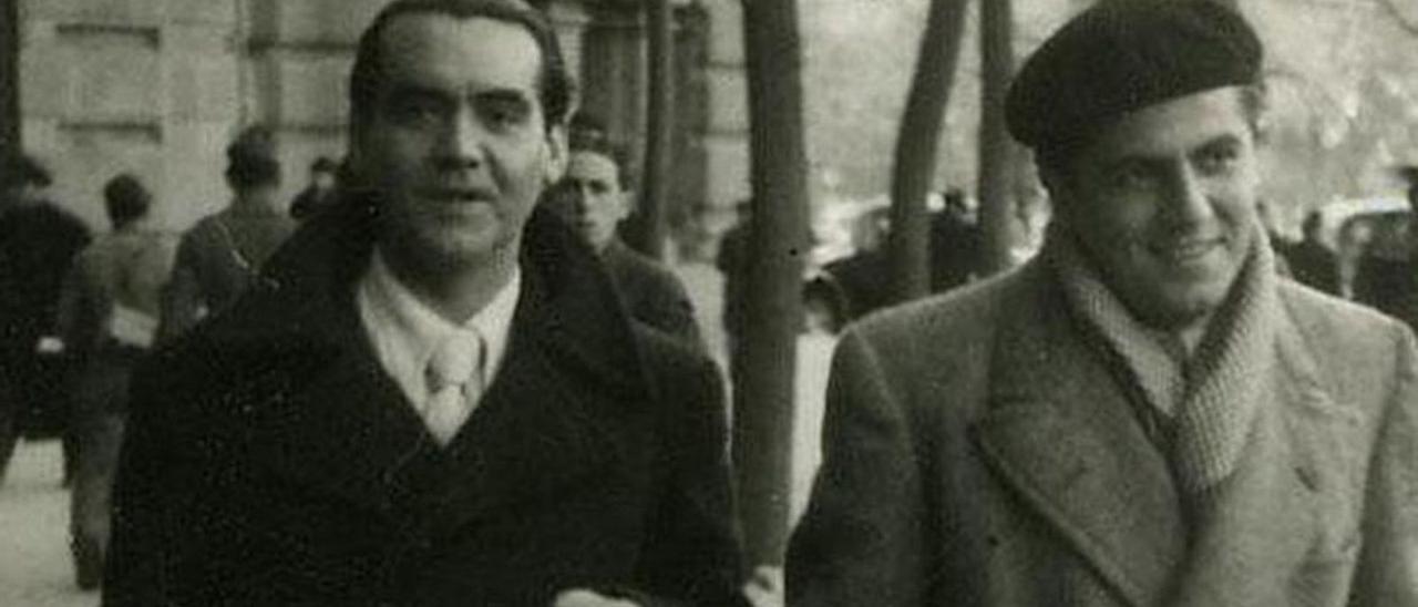 Federico García Lorca y su secretario-amante Rafael Rodríguez Rapún.