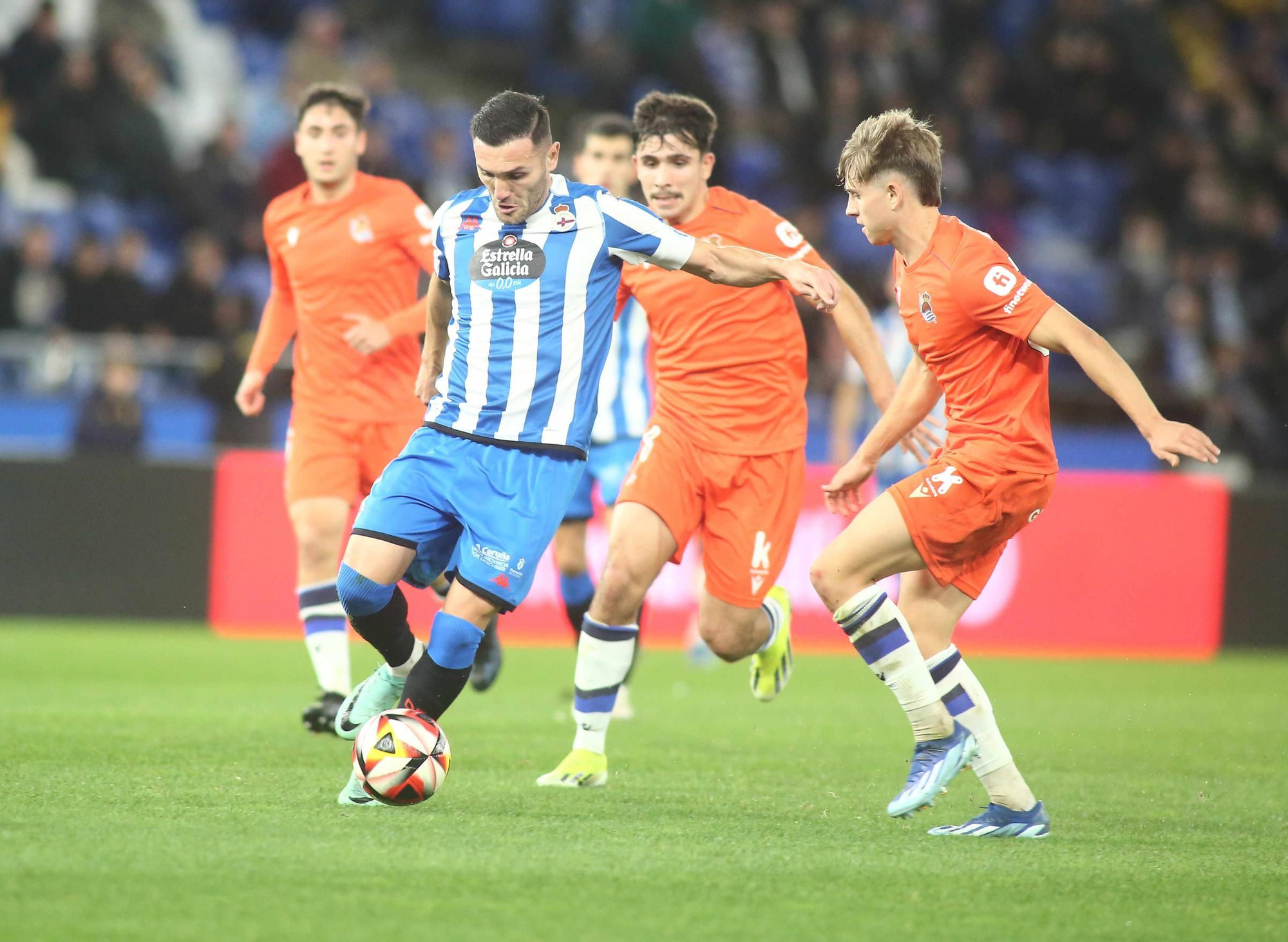 El Dépor gana en Riazor con doblete de Lucas a la Real Sociedad B (2-1)