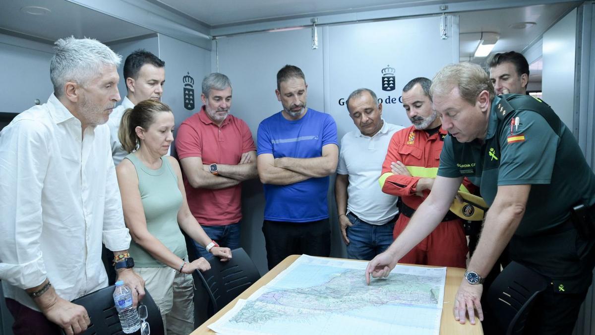 La Guàrdia Civil busca les persones que van provocar l’incendi a Tenerife La Guàrdia Civil busca les persones que van provocar l’incendi a Tenerife