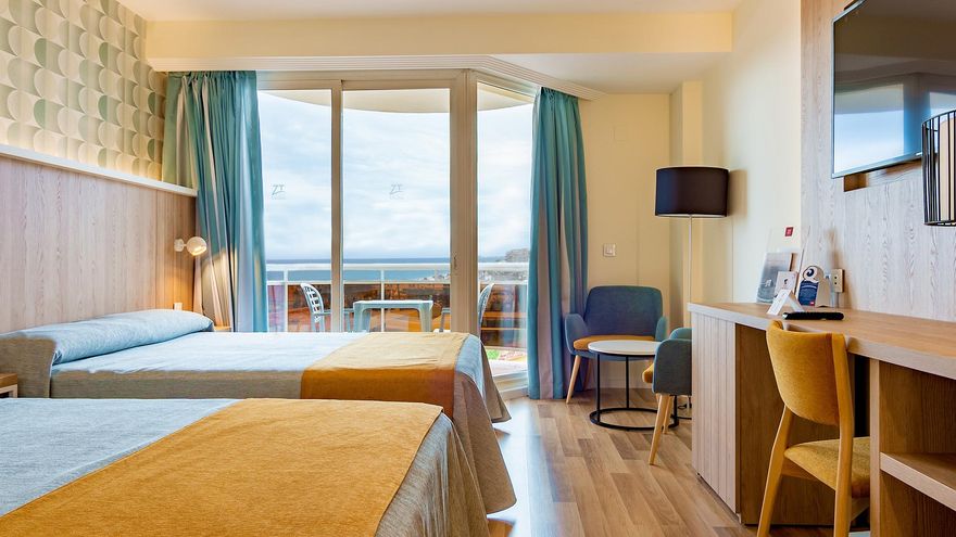 ¿Una escapada única este otoño? Sácale el máximo partido al bono viaje en el Hotel &amp; SPA Peñíscola Plaza Suites