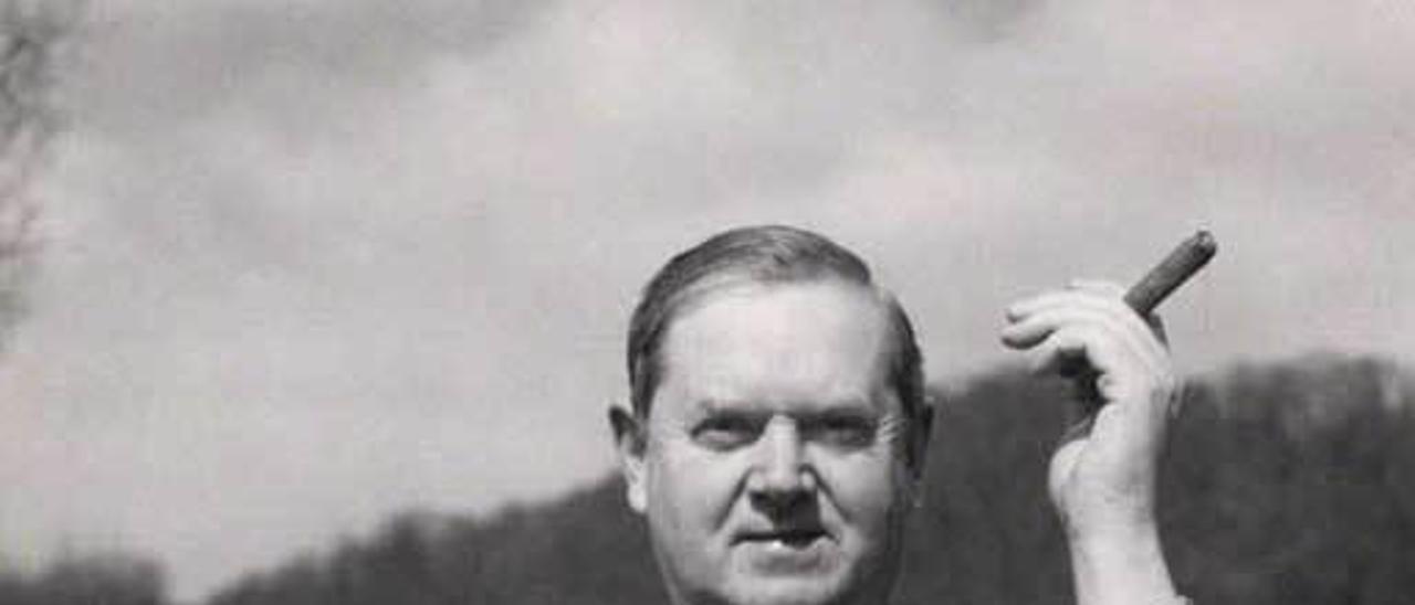 Evelyn Waugh.