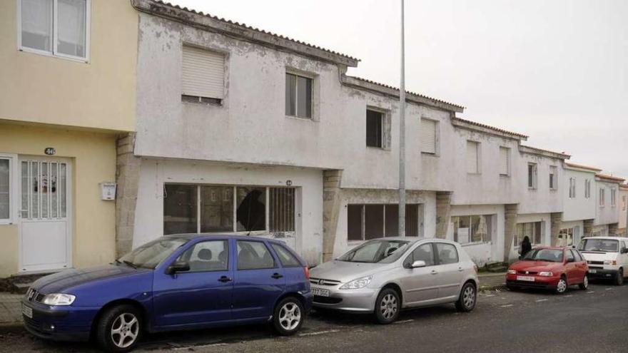 Cinco de las viviendas de titularidad municipal se sometieron a la evaluación de daños. // Bernabé/Javier Lalín