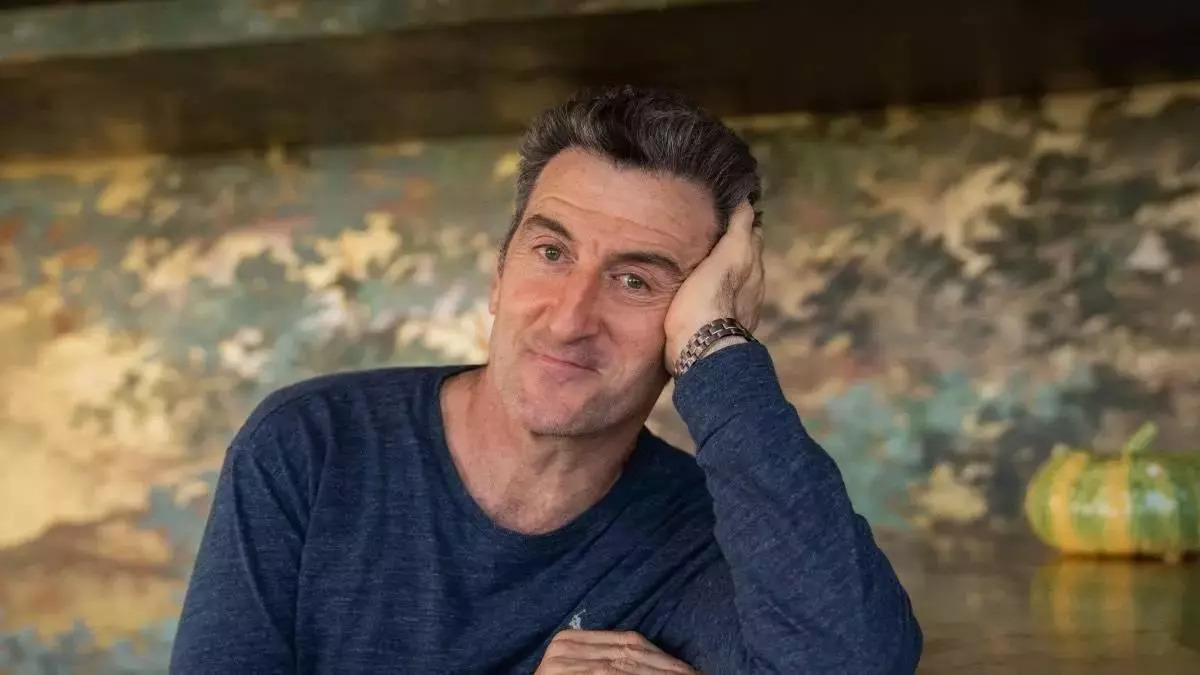 Luis Zahera (59 años): "Me levanto a las 5 de la mañana y me voy a la cama tempranito. Desayuno claras de huevo. A partir de las 19:00 no como nada"