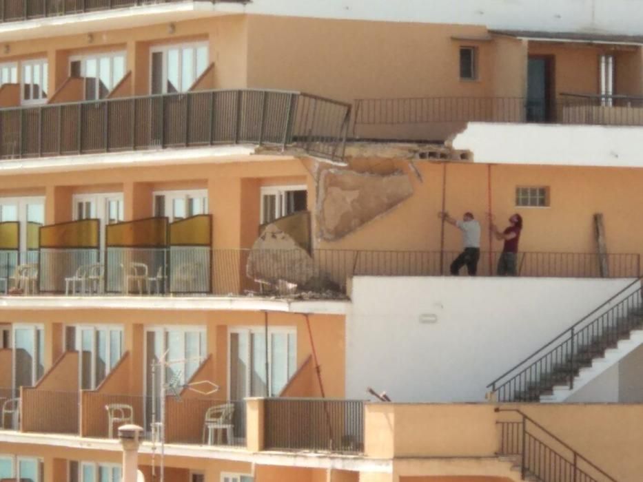 Derrumbe de la terraza de un hotel en la Playa de Palma