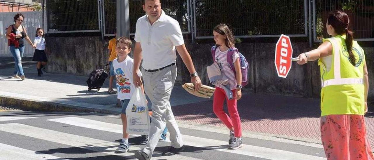 Los caminos escolares se implantaron en el casco urbano hace varios años. // Rafa Vázquez