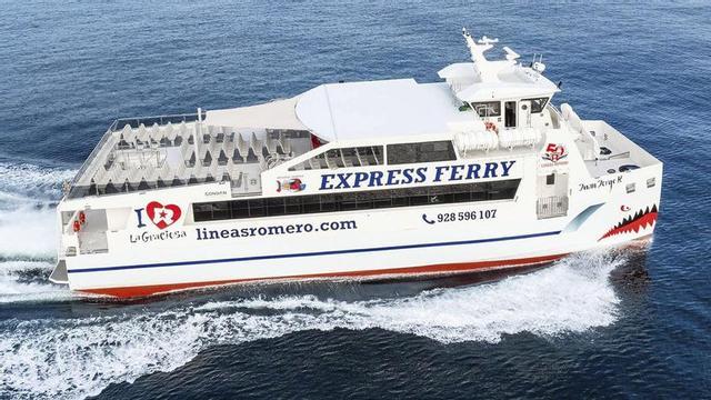 Ferry de Líneas Romero.