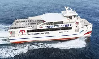Gondán entrega'l cuartu ferry pa la compañía canaria Líneas Romero