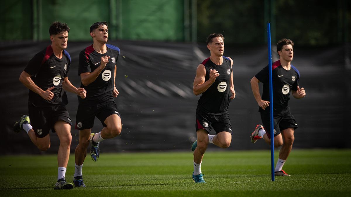 La plantilla blaugrana hizo un entrenamiento de recuperación después de la victoria en El Clásico