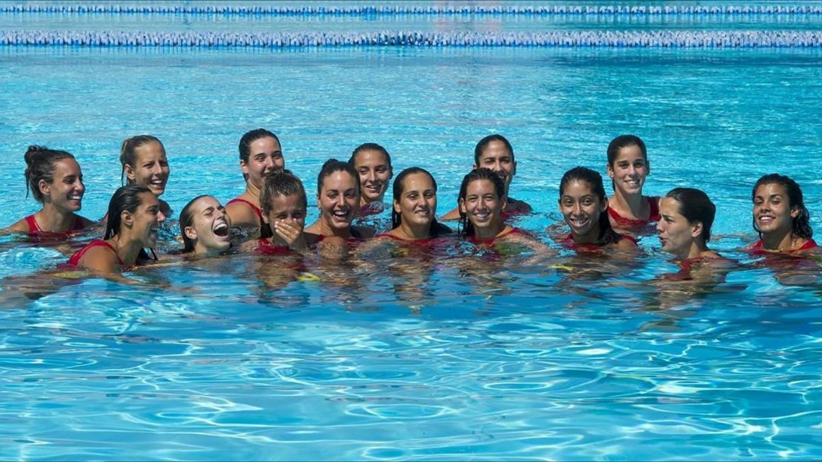 La selección femenina de waterpolo, en la piscina del CAR de Sant Cugat este miércoles