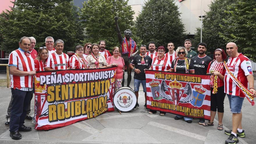 El sportinguismo tiene ganas: la peña Sentimiento Rojiblanco pronostica una temporada de éxito y desea que finalice con el ansiado ascenso