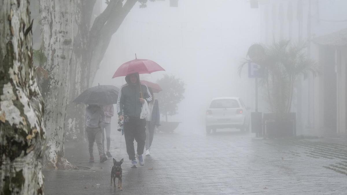 'Óscar' permanecerá sobre Canarias hasta el jueves.