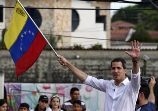 Guaidó dice que en 2019 termina con Maduro "por las buenas o las malas"