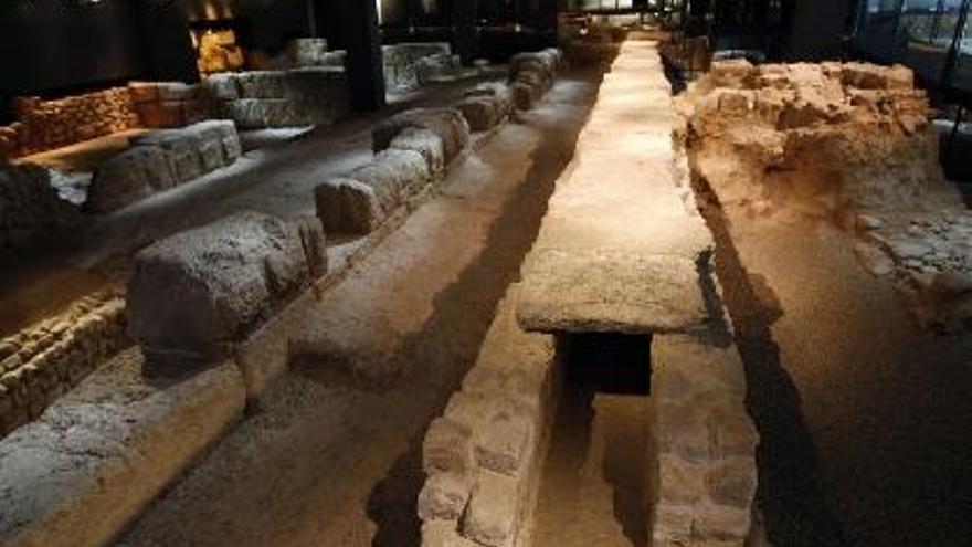 las ruinas de la primera valencia. El museo de la Almoina muestra restos romanos, árabes y visigodos.