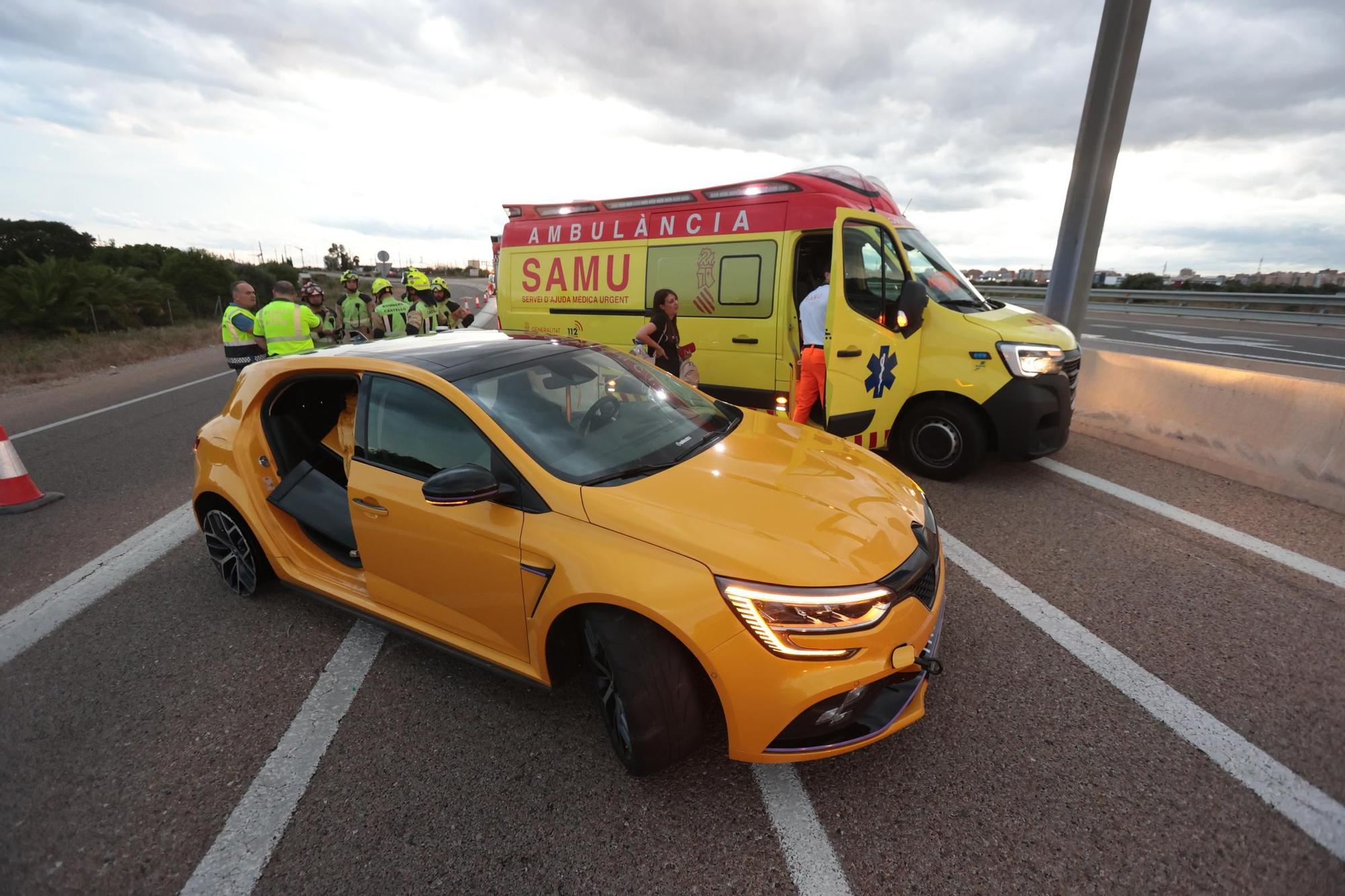 Un accidente en los accesos al Puerto de Castellón deja 2 heridos graves
