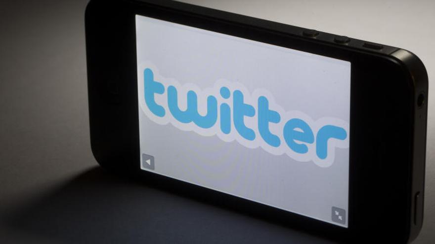 Twitter ja permet més de 140 caràcters en els retuits