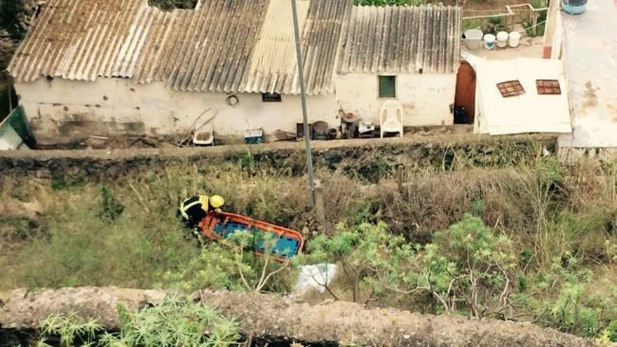 Fallece el motorista que cayó por una ladera en Teror