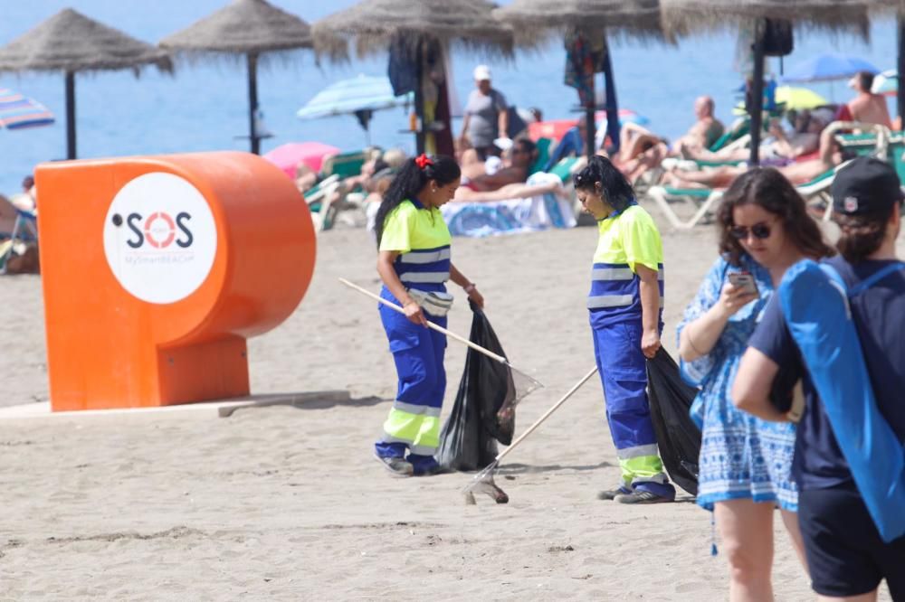 Así han quedado las playas de Málaga tras su limpieza por la Noche de San Juan.