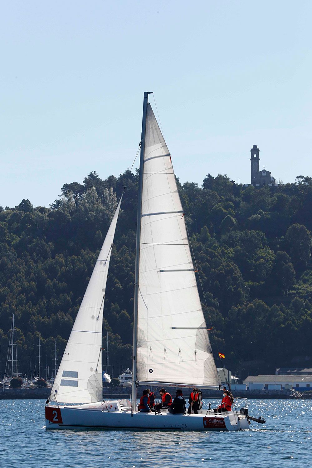 Aulas sobre el agua y libros de viento en la Ría de Vigo