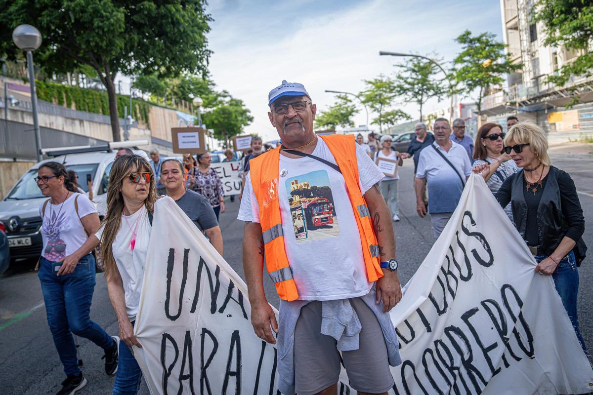 Vecinos de Torre Baró retoman la lucha de El 47 y exigen acabar con los retrasos del bus a demanda