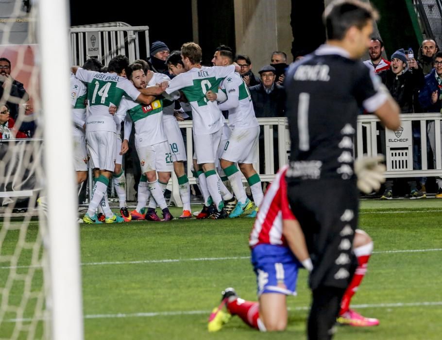 El fútbol le hace un guiño al Elche