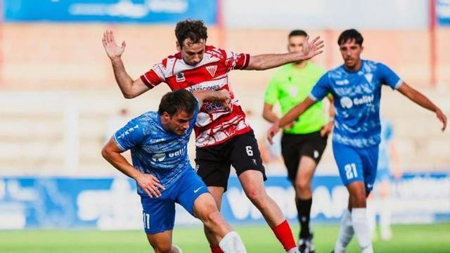 Sergio Sandoval i Biel Fornés lluiten per la pilota