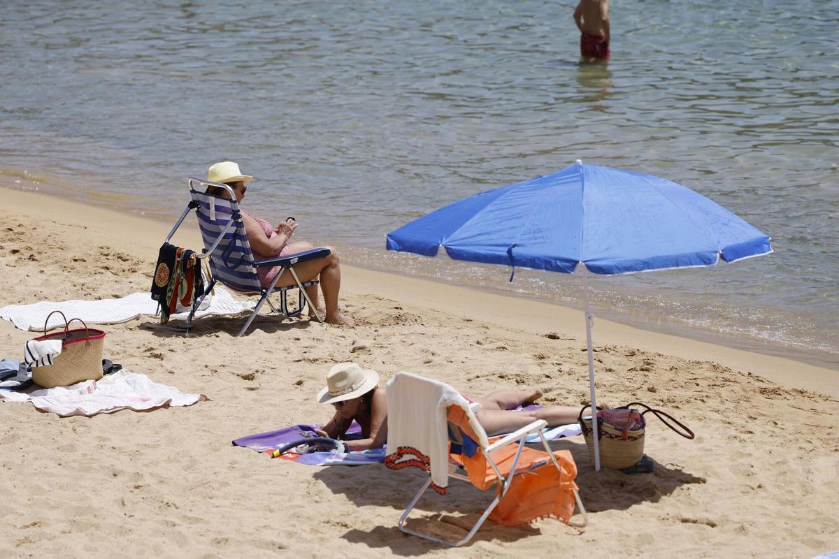 Cues i platges plenes aquest dissabte a la Costa Brava Cues i platges plenes aquest dissabte a la Costa Brava