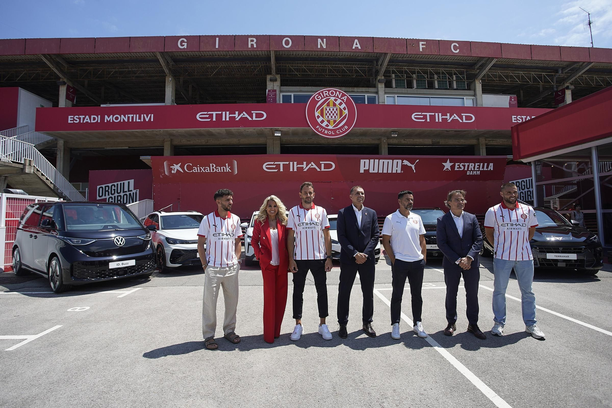 Les imatges de l’acord de patrocini entre el Girona FC i el Grup Autopodium