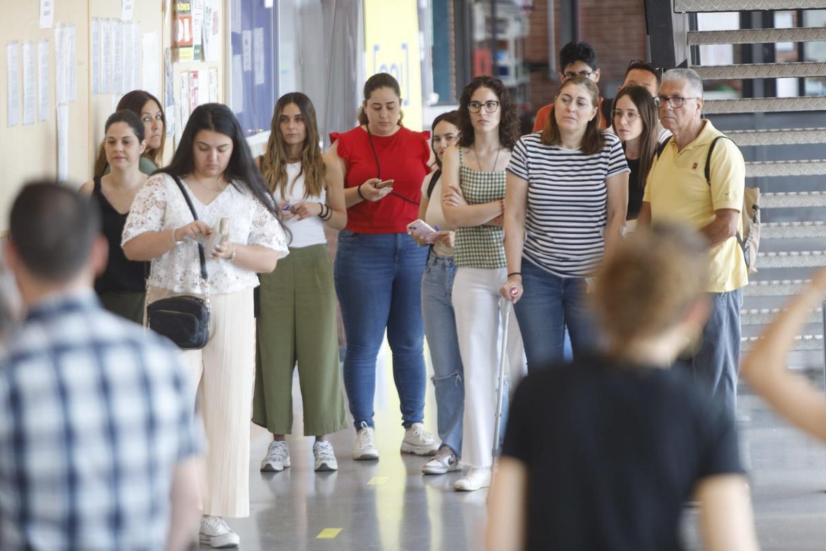 Segunda jornada de las oposiciones de maestros de Primaria e Infantil