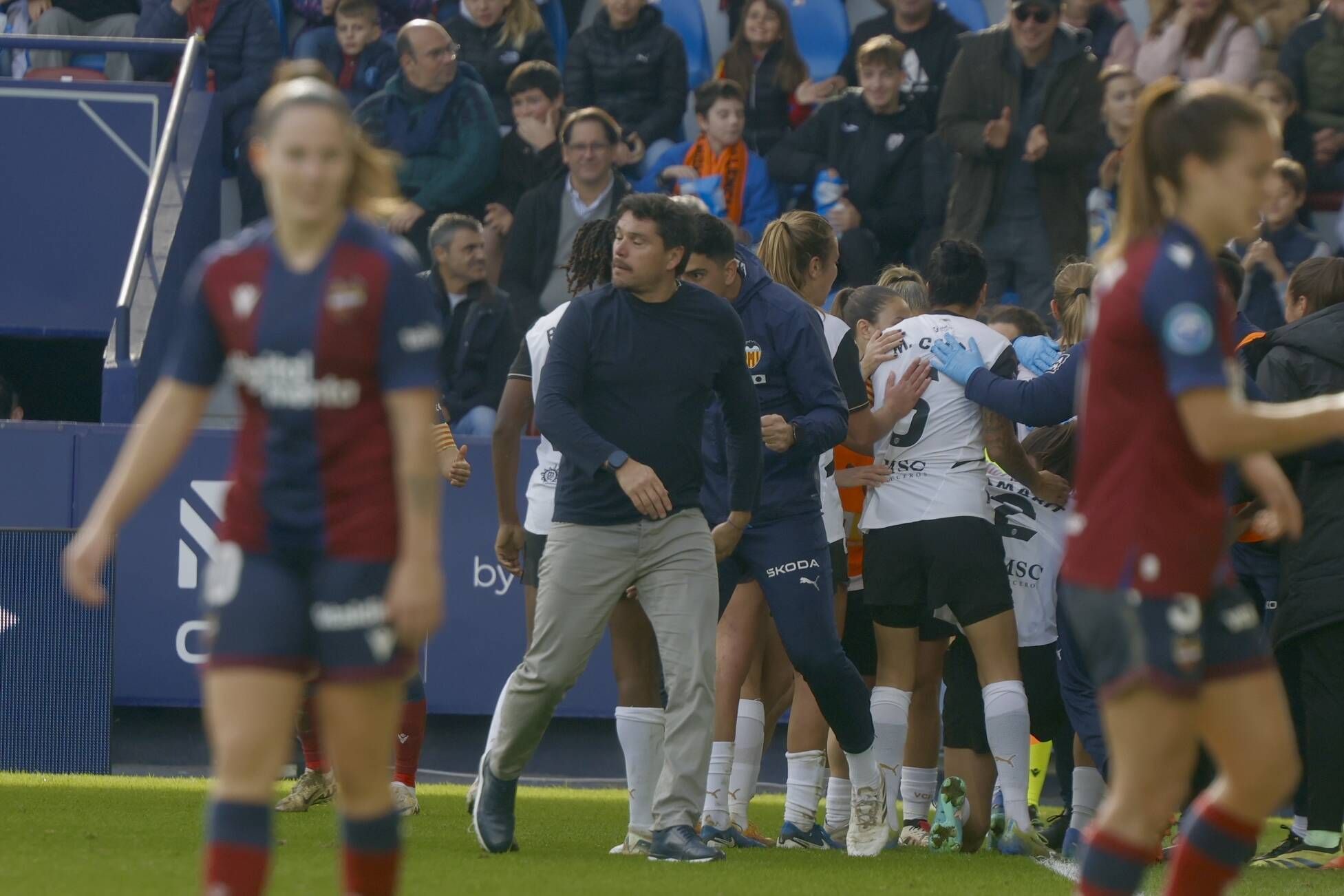 Las mejores fotos del Levante - Valencia de LaLiga F