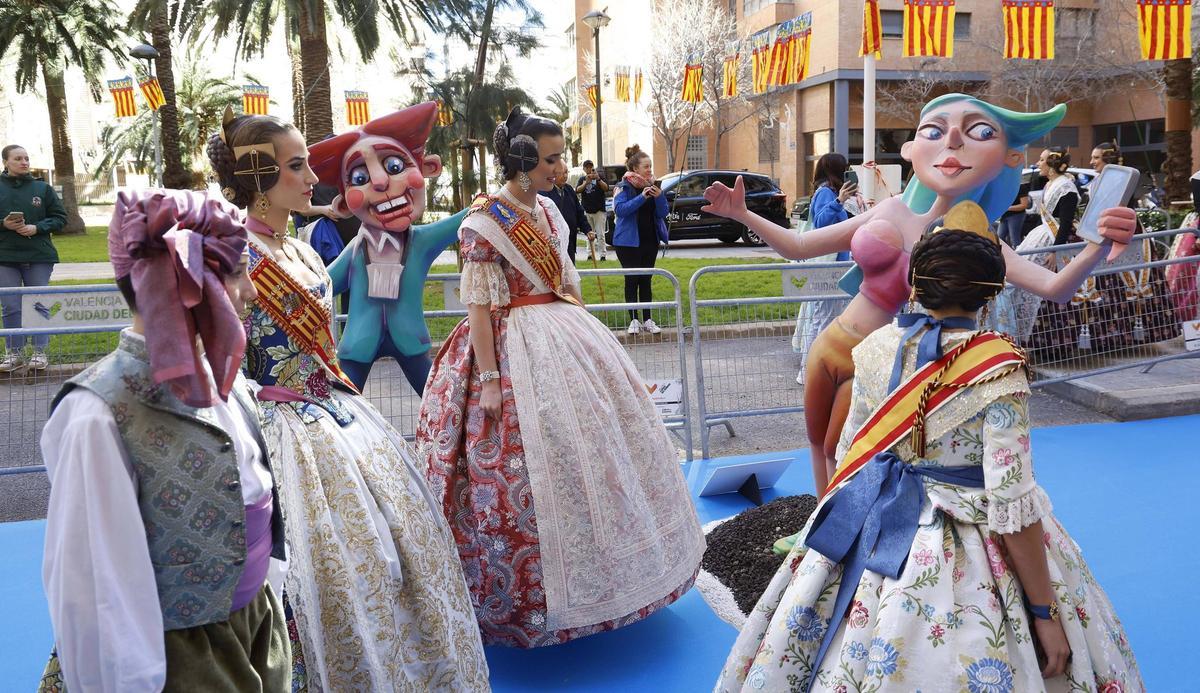 Falla World Record dedicada al Maratón Valencia Trinidad Alfonso Zurich