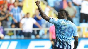 Balotelli firmó un doblete en su redebut con el Adana Demirspor