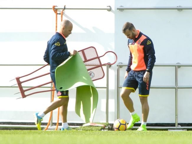 ENTRENAMIENTO DE LA UD LAS PALMAS EN BARRANCO ...