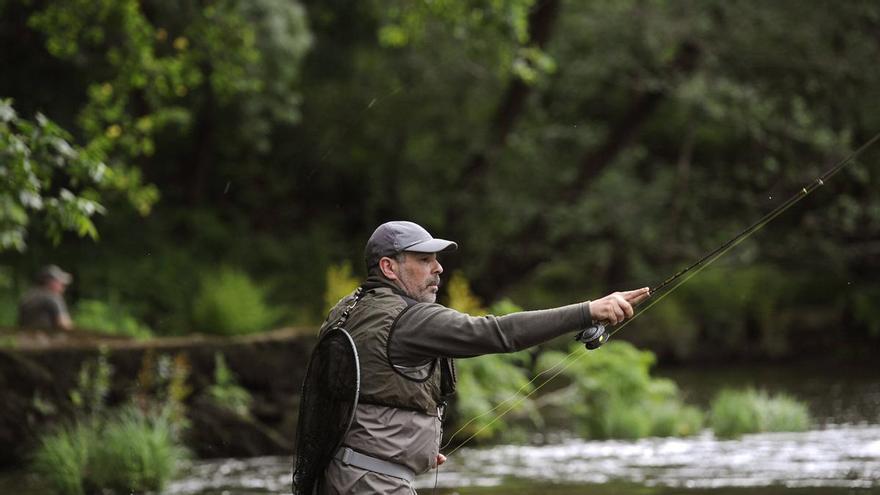 El 50º Concurso de Pesca del río Ulla concluye sin capturas de la especie principal
